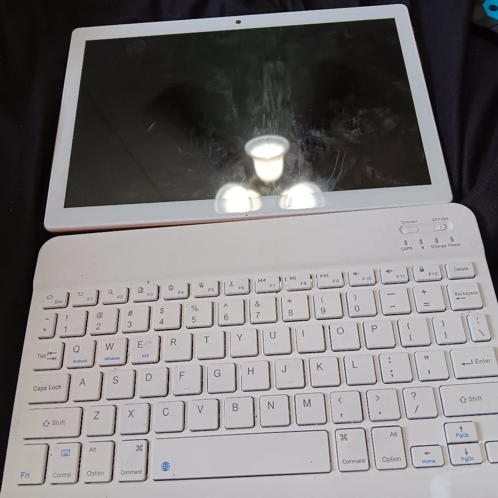 UMass tablet and keybored